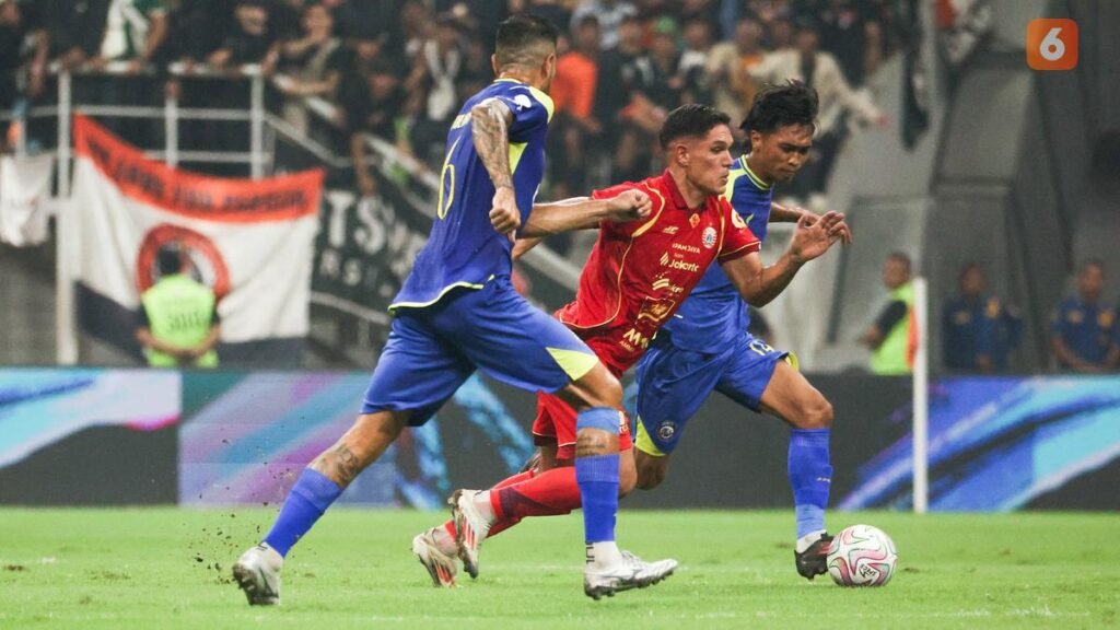 009915600_1753555212-20250726AA_Persija_Jakarta_VSArema_FC-4.jpg