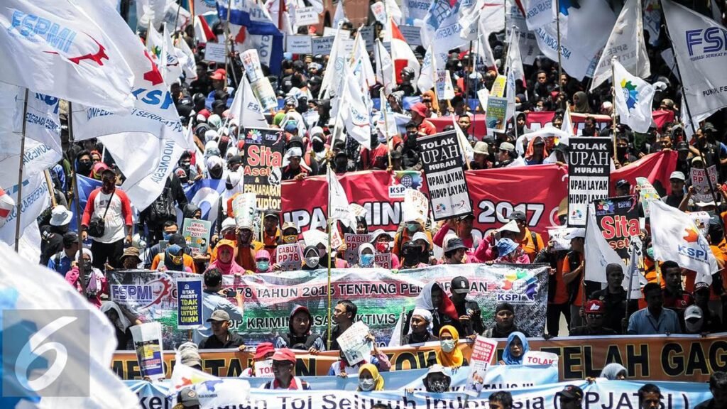 070709600_1475132263-20160929-Demo-Buruh-Jakarta-FF1.jpg