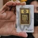 071480700_1658923819-Harga_emas_menguat_tipis-ANGGA_6.jpg