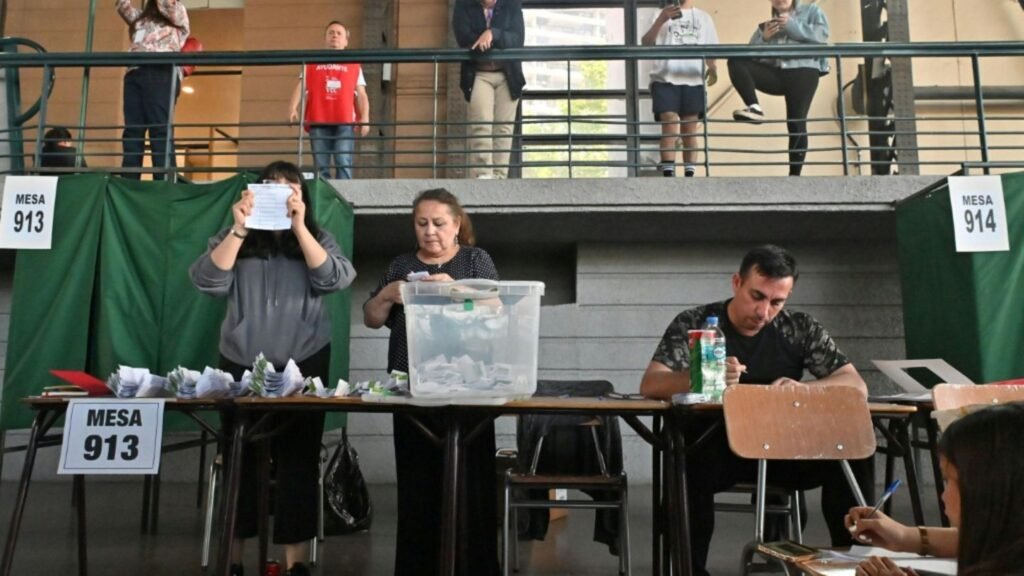 17-praesidentschaftswahl-in-chile-12ba3cb02de33c21.jpg