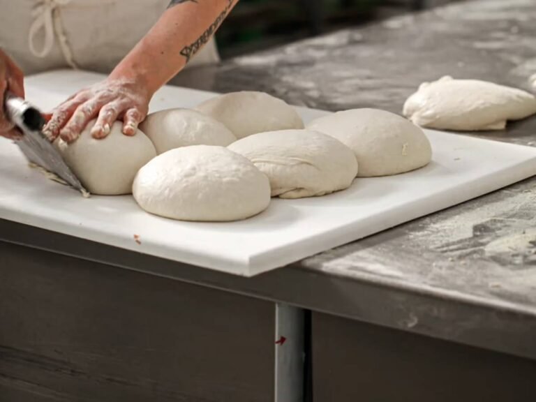 1763070845-longoni-produzione-pane.jpeg