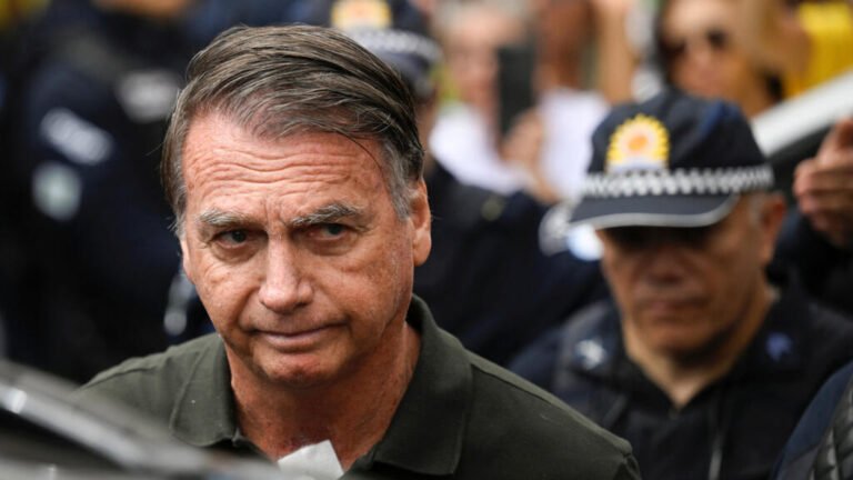 2025-09-14T172119Z-1630398829-RC2TRGA5AELK-RTRMADP-3-BRAZIL-BOLSONARO.jpg