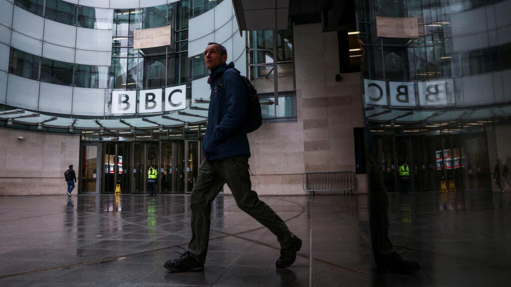 2025-11-12T150453Z-1569215274-RC2MTHAHXRMT-RTRMADP-3-BRITAIN-BBC.jpg