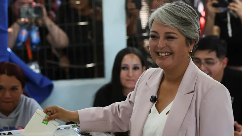 2025-11-16t170026z-1001727755-rc2txhaergrj-rtrmadp-3-chile-election-jpg.webp