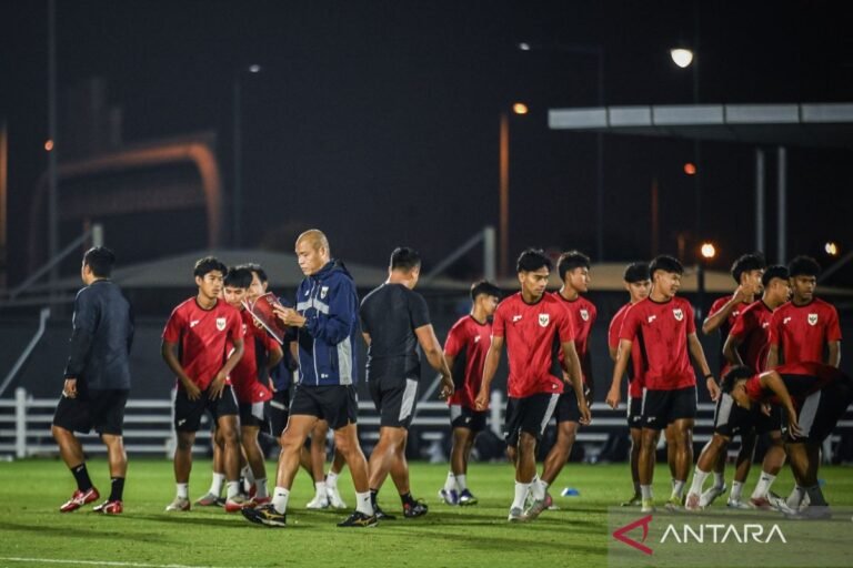 Persiapan-Timnas-Indonesia-U-17-jelang-lawan-Brasil-061125-Bay-11.jpg