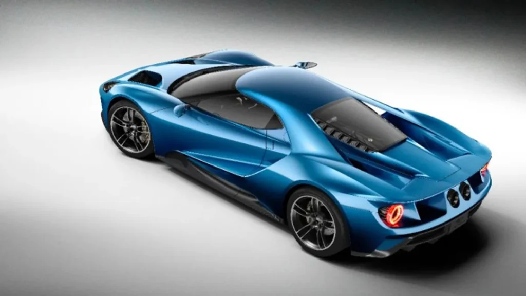 denn-in-der-zweiten-haelfte-der-60er-jahre-gewann-das-damalige-modell-vom-ford-gt-viermal-in-folge-d.webp