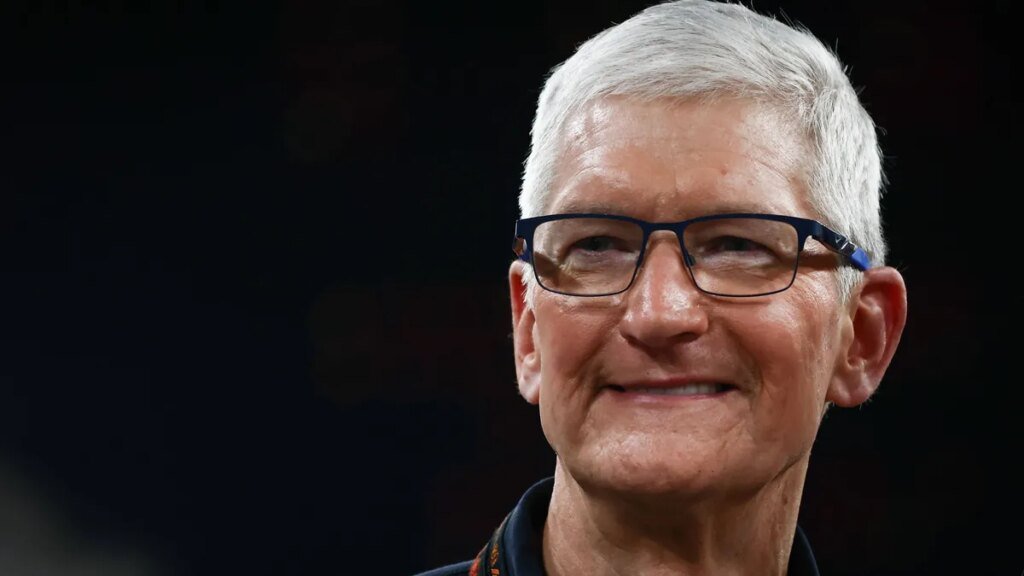 der-apple-chef-tim-cook-ist-immer-wieder-auch-in-deutschland.jpg
