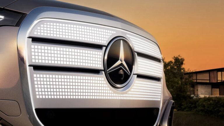 details-stehen-noch-aus-mercedes-hat-vom-glc-bislang-nur-den-kuehlergrill-gezeigt.jpg