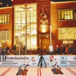 eisstockschiessen-an-der-rindermarkthalle-ab-dem-12-november-geht-der-kleine-weihnachtsmarkt-auf-st.webp