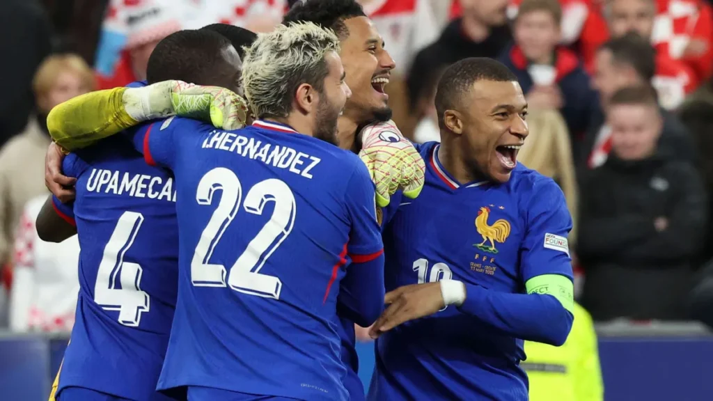 football-france-vs-croatie-ligue-des-nations-23-03-2025-joie-equipe-de-france-mike-maignan-france-da.webp