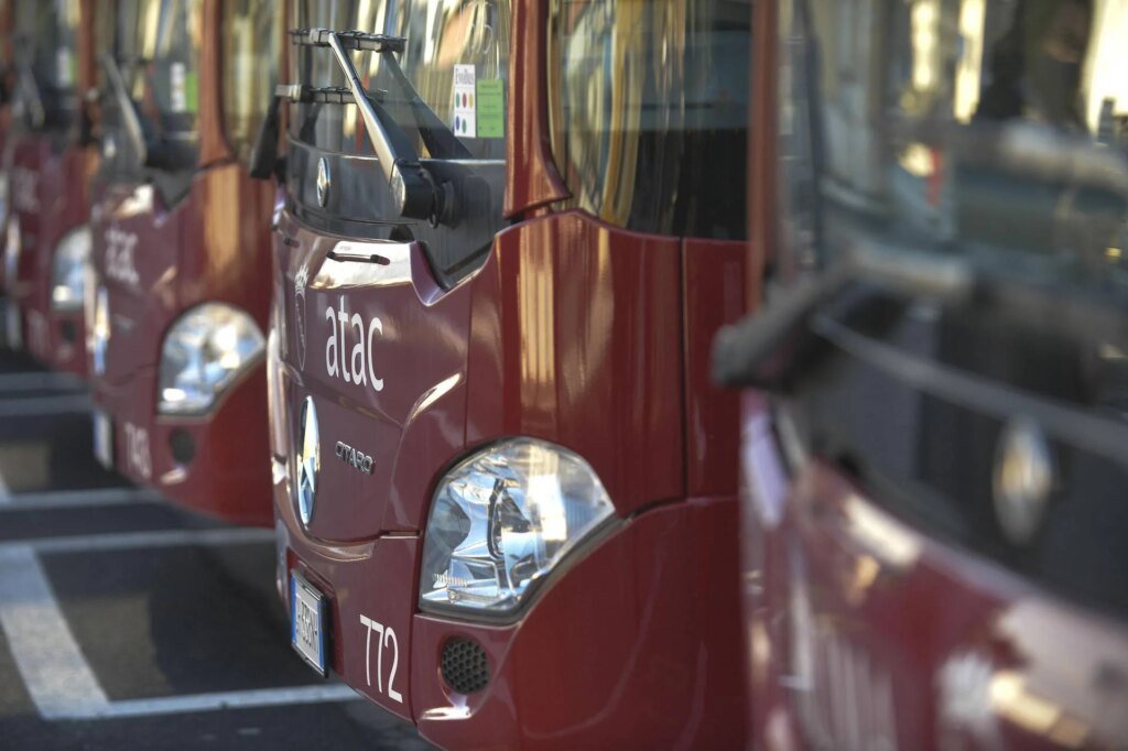 ftg_fgr3381334_bus_atac_roma.jpeg
