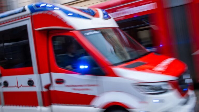in-der-europapassage-in-hamburg-haben-drei-unbekannte-pfefferspray-versprueht-symbolbild.jpg