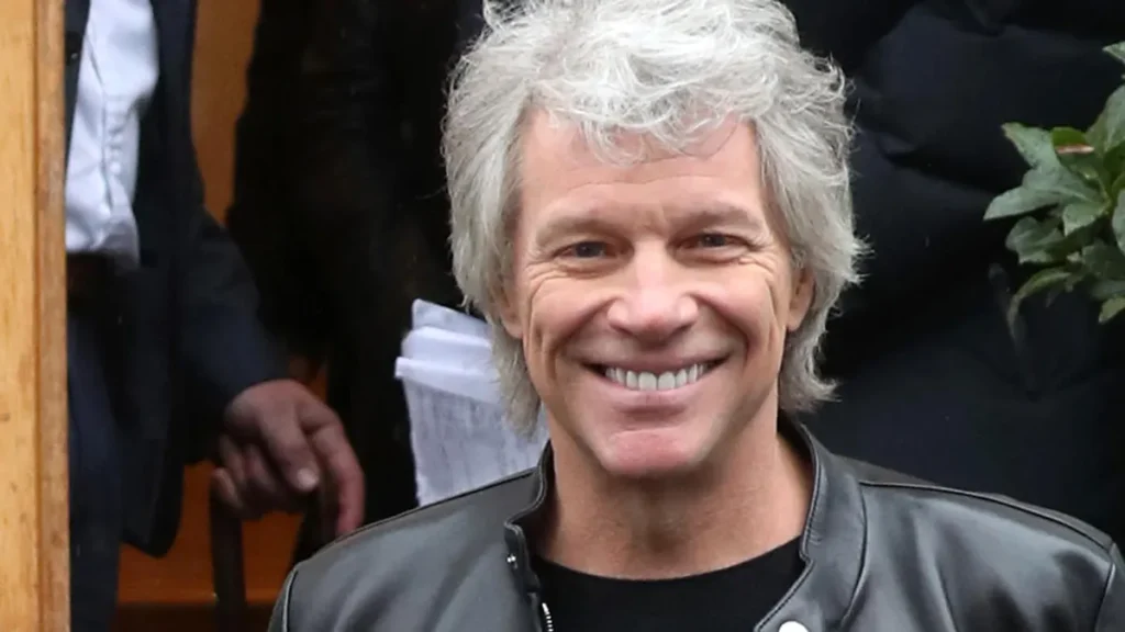 jon-bon-jovi-der-saenger-musste-nach-einem-positiven-corona-test-anfang-november-2021-ein-konzert-in.webp