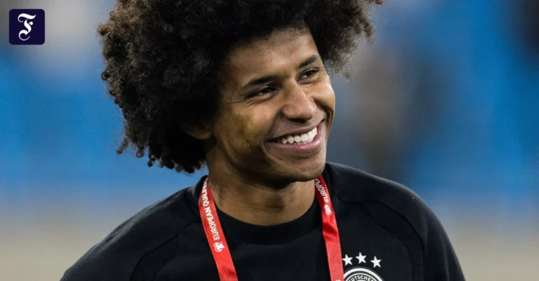 karim-adeyemi-am-freitag-vor.jpg.webp.webp
