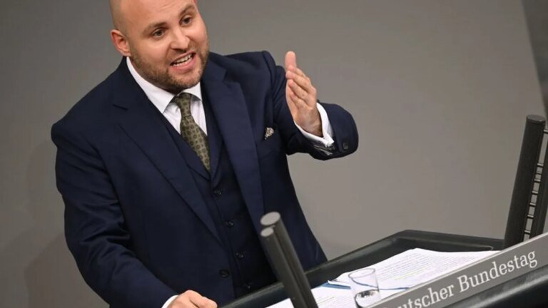 markus-frohnmaier-afd-im-deutschen-bundestag-archivbild.jpg