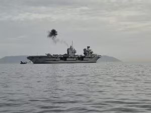 navi-guerra-napoli-1763328831134-300x225.jpeg