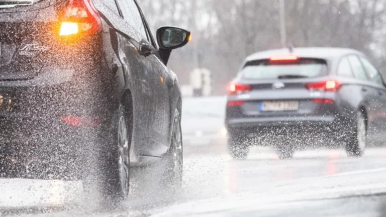 regenwetter-hier-sollten-autofahrer-ihren-scheibenwischer-einschalten-doch-was-wenn-sich-dessen-inte.webp