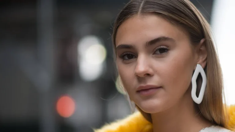 stefanie-giesinger-das-model-beschaeftigt-sich-in-ihrem-podcast-mit-dem-gedanken-in-zukunft-mutter-z.webp