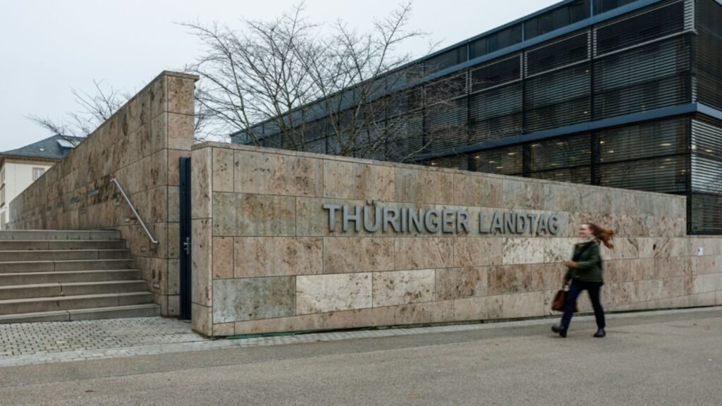 11-landtag-in-erfurt-bf77eb89452e8bf4.jpg