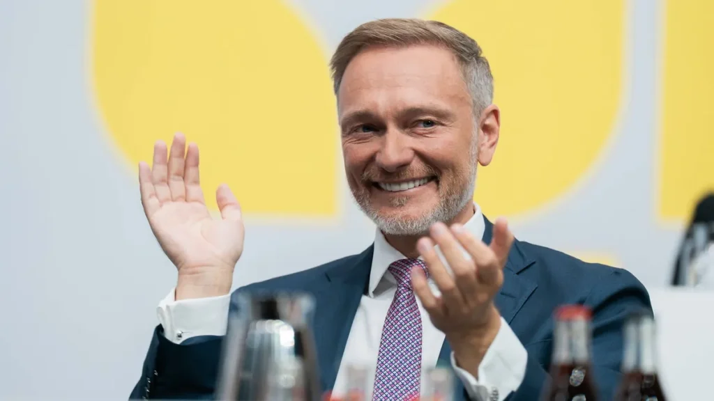 16-052025-berlin-deutschland-europa-76-ordentlicher-bundesparteitag-der-fdp-freie-demokraten-estrel.webp