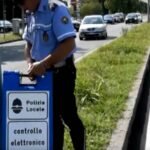 1759235477-autovelox-polizia.jpg