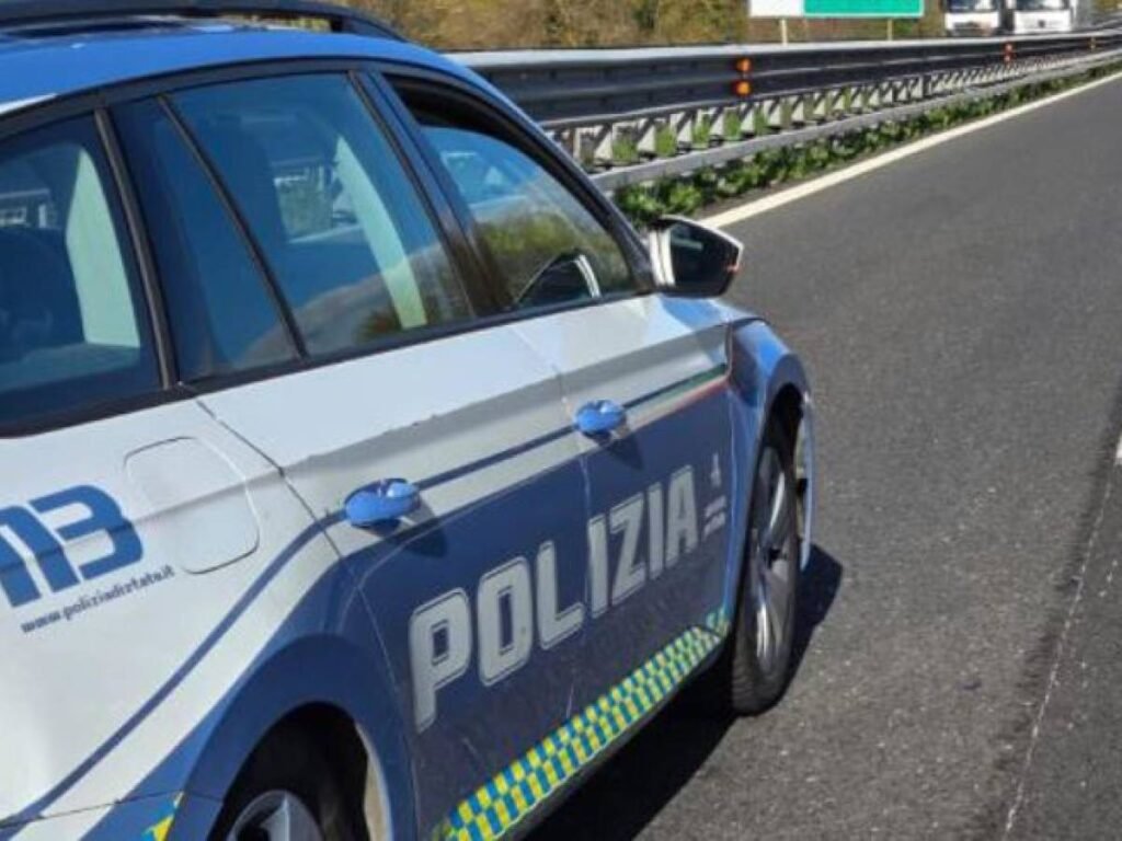 1766170270_1761594385-polizia.JPG
