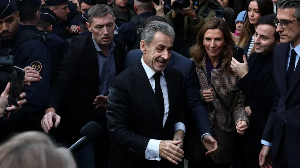 2025-12-10t161301z-855687289-rc2qdia17tra-rtrmadp-3-france-justice-sarkozy-jpg.webp