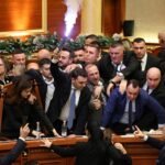 albanien-parlament-handgreiflichkeiten-1001280x720.jpeg