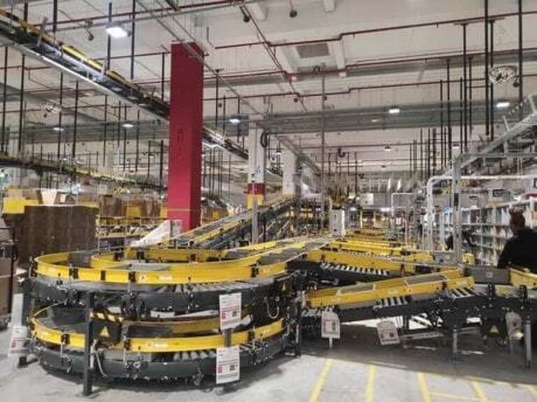 amazon-a-ouvert-les-portes-de-son-site-de-bretigny-sur-orge-entierement-robotise-qui-servira-de-mode.jpeg