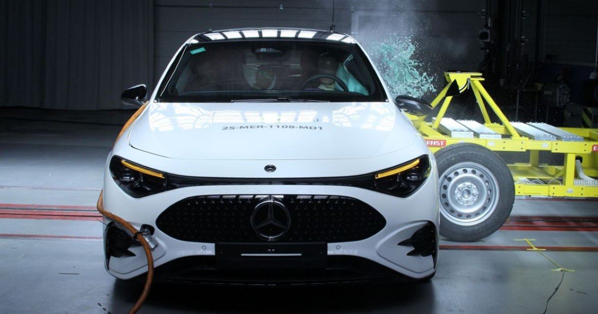 crash-test-mercedes-cla.jpg