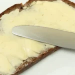 deu-deutschland-ein-brot-mit-butter-butterbrot-butterstulle-04-122024-deu-germany-a-bread-with-butte.webp