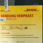 duesseldorf-29-062022-post-dhl-brief-briefe-briefzustellung-zusteller-briefpost-postbote-postbotin-p.webp