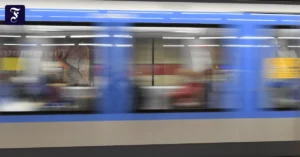 eine-u-bahn-in-muenchen.webp.webp