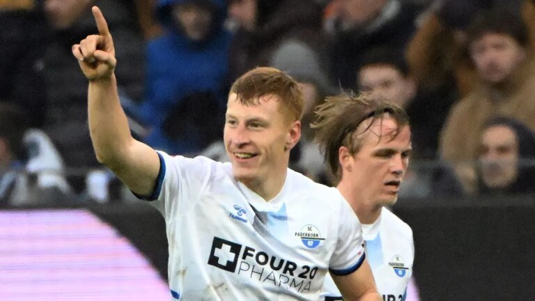 laurin-curda-jubelt-er-traf-doppelt-fuer-paderborn.jpg