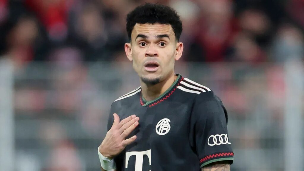 luis-diaz-der-angreifer-spielt-eine-starke-erste-saison-fuer-den-fc-bayern.jpg