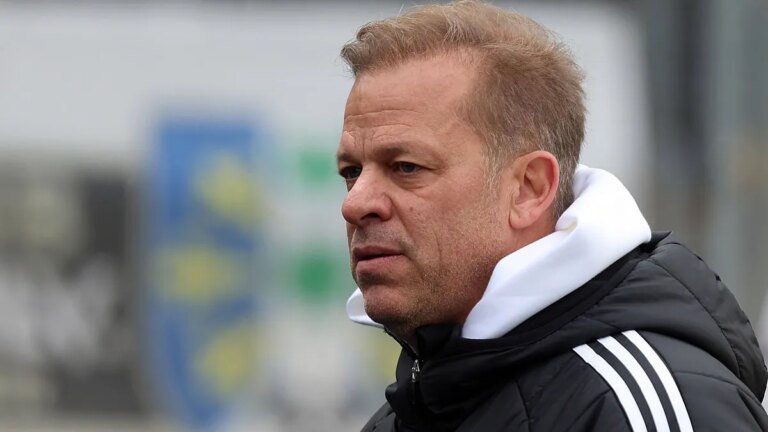 markus-anfang-der-duesseldorfer-trainer-hat-eine-unklare-zukunft.jpg