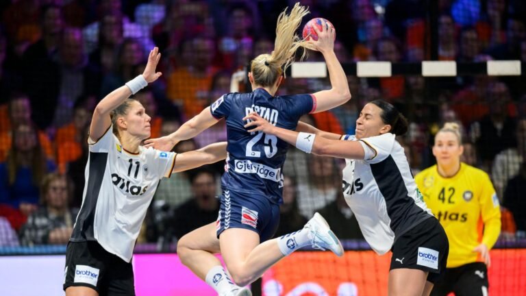 viola-leuchter-handball-wm-1021920x1080.jpeg