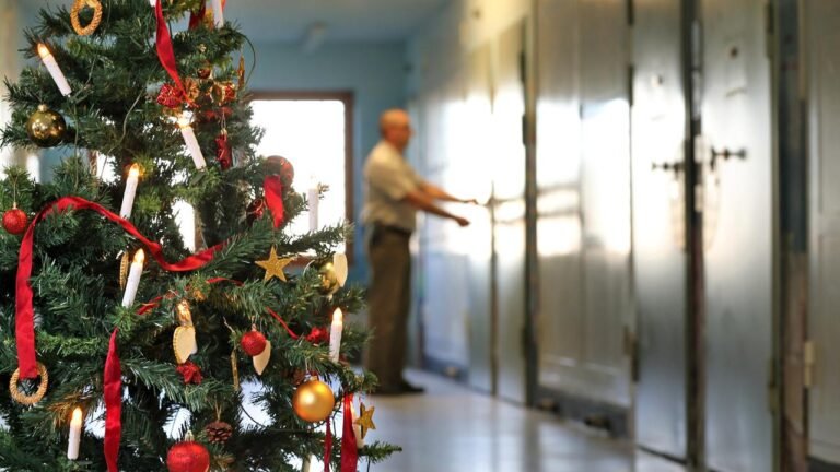 weihnachten-gefaengnis-haft-1001280x720.jpeg