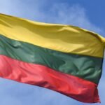 Die-litauische-Fahne-weht-in-Klaipeda-Archivbild-Sommer-2017.jpg