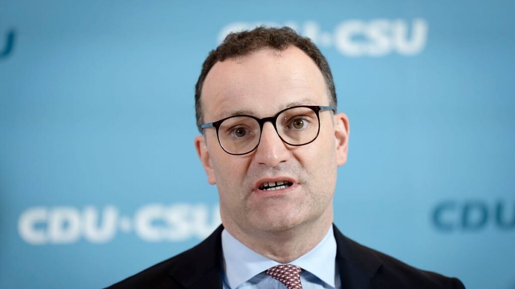 Jens-Spahn-beim-Pressestatement-zur-Fraktionssitzung-der-CDU-CSU-Bundestagsfraktion-im-Reichstagsgeb.jpeg