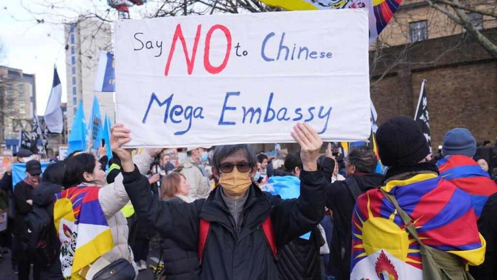 china-botschaft-london-proteste-1001280x720.jpeg