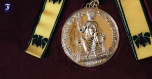 die-medaille-fuer-den.webp.webp