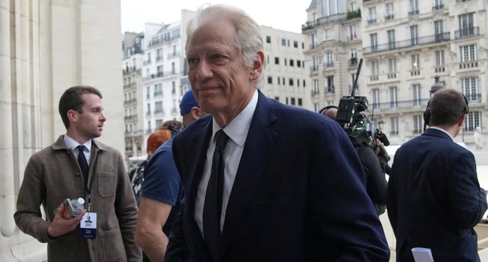 dominique-de-villepin-le-9-octobre-2025-1769282289_5e12b6ba157965222b6ba15792622bv_.jpg
