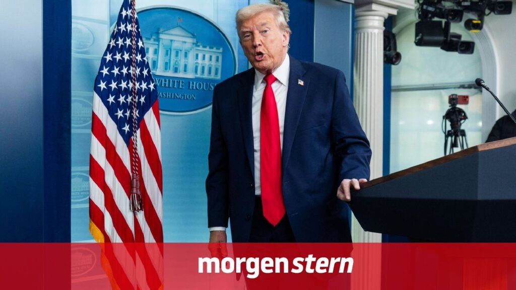 donald-trump-vor-seiner-abreise-nach-davos-im-weissen-haus.jpg