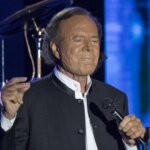 julio_iglesias_2_ipa.jpeg