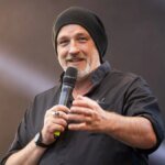 torsten-straeter-bei-einem-auftritt-die-shows-seiner-aktuellen-tour-fallen-aus.jpg