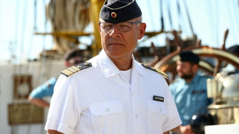 11-vizeadmiral-kaack-10234f67e3b70fbb.jpg