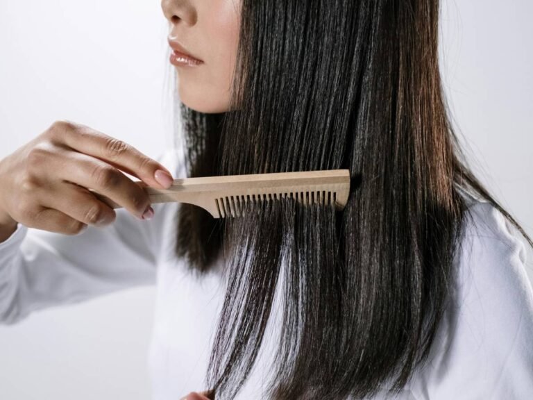1770723318-caduta-capelli.jpg