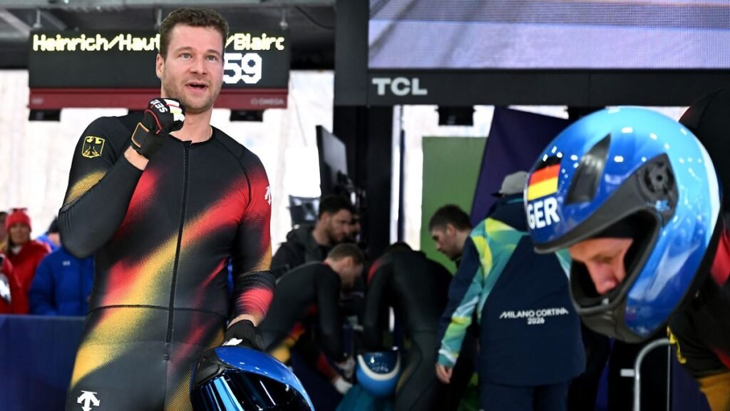 1771682406_Olympia-Olympische-Winterspiele-Mailand-Cortina-2026-Bob-Viererbob-Maenner-Lauf-2-im-Cortina-Sliding.jpeg