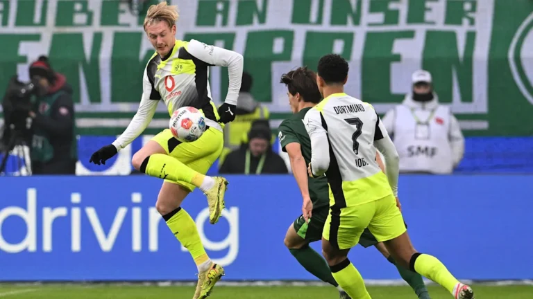 2026-02-07t145419z-2090895489-up1em2715eh1j-rtrmadp-3-soccer-germany-wob-bvb-jpg.webp
